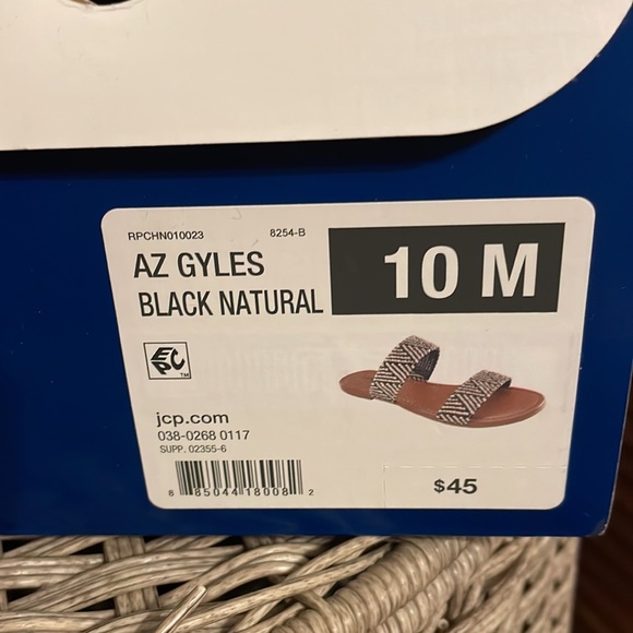 Arizona Sandals - Picture 4 of 4